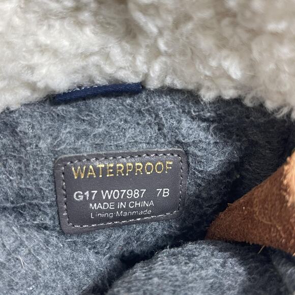 Cole Haan Waterproof Boots Womens Size 7B Sherpa Leather Winter Lace Up Shoes - Picture 10 of 11